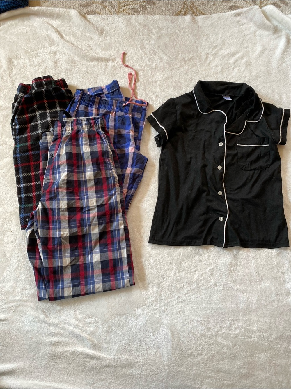 Women’s Pajamas Bundle Lot of 4